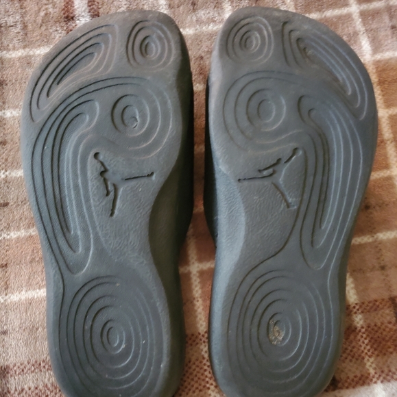Air Jordan Hydro slides - Picture 3 of 5